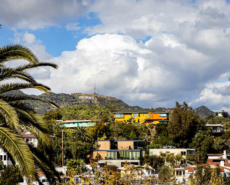 Scenic Restaurant that offers Delicious ...